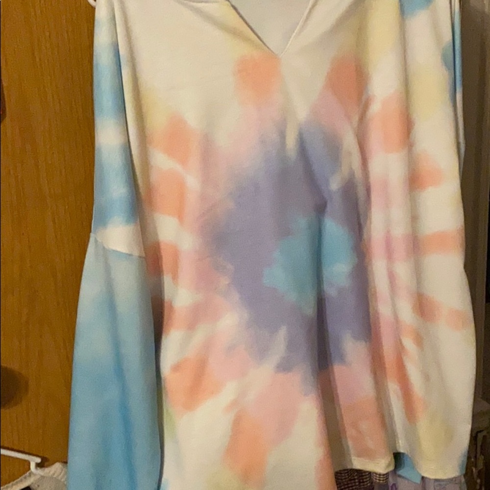 Hooded tye dye sweater